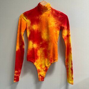 Cotton Citizen Brisbane Tie Dye Thong Bodysuit Red Multi Turtleneck XS NEW